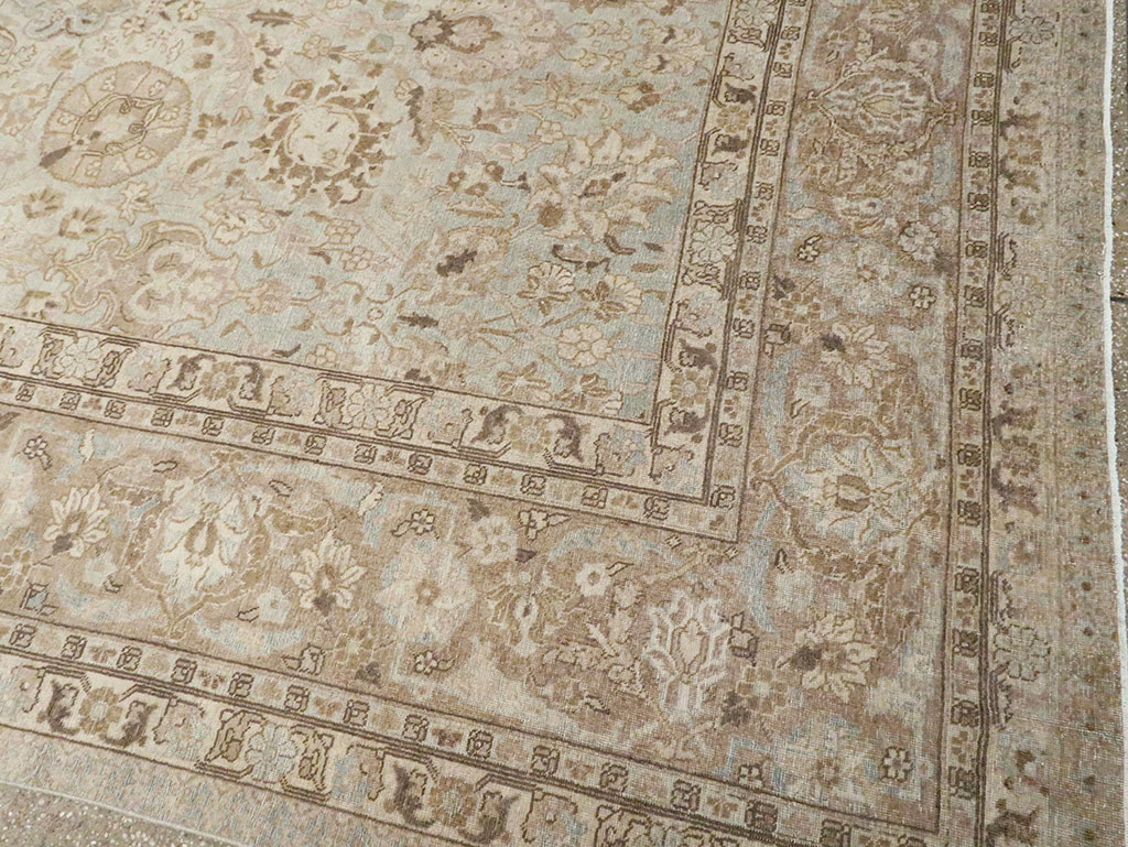 Vintage Persian Tabriz Room Size Carpet, No.19083 - Galerie Shabab