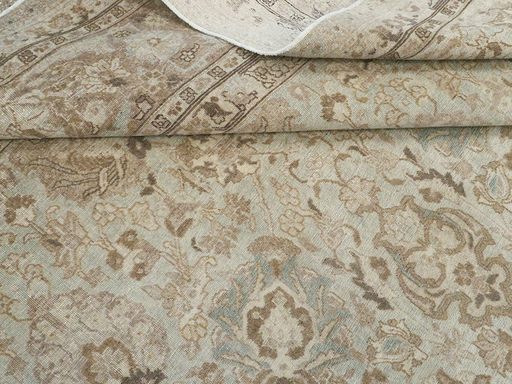 Vintage Persian Tabriz Room Size Carpet, No.19083 - Galerie Shabab