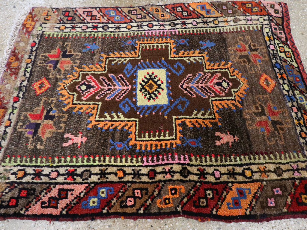 Antique Persian Kurdish Rug, No.19087 - Galerie Shabab