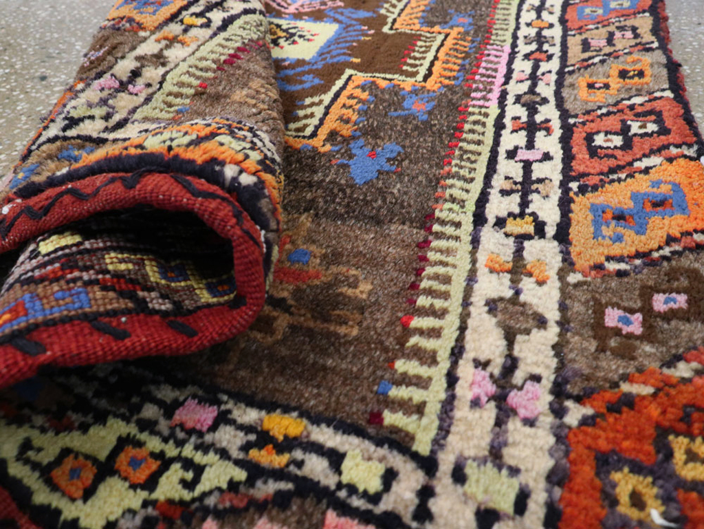 Antique Persian Kurdish Rug, No.19087 - Galerie Shabab