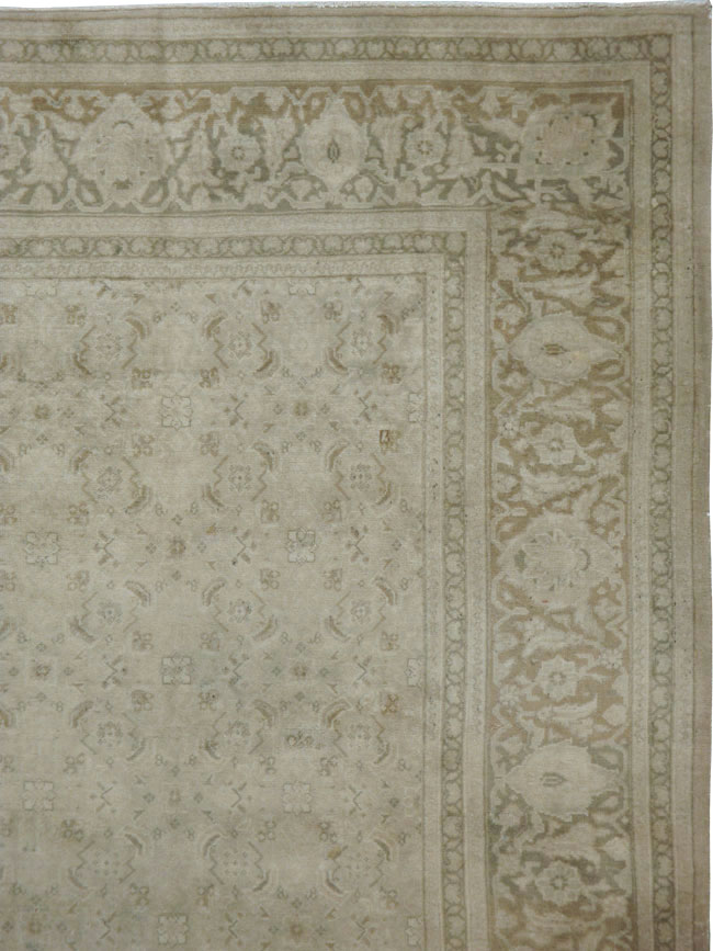 Antique Persian Tabriz Carpet, No.19104 - Galerie Shabab