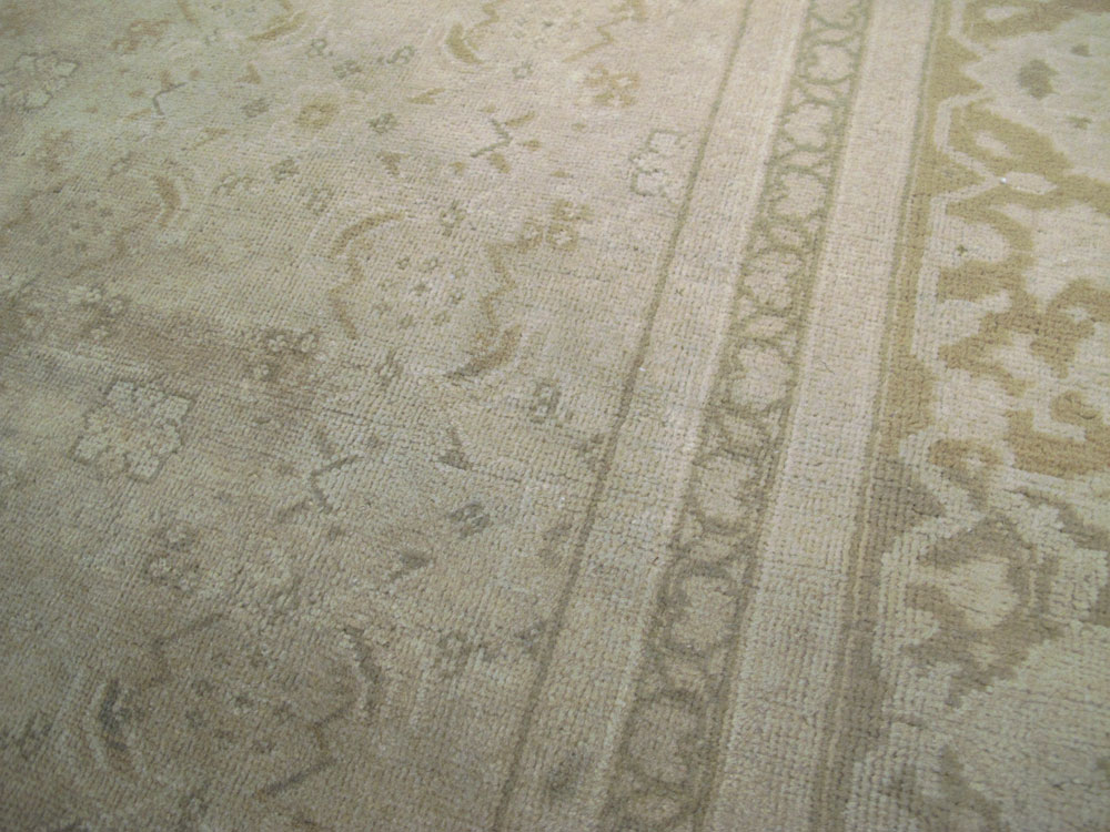 Antique Persian Tabriz Carpet, No.19104 - Galerie Shabab