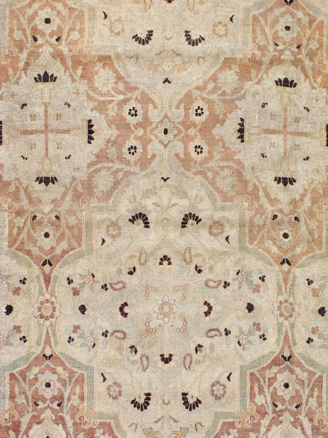 Antique Persian Khorassan Carpet, No.19105 - Galerie Shabab