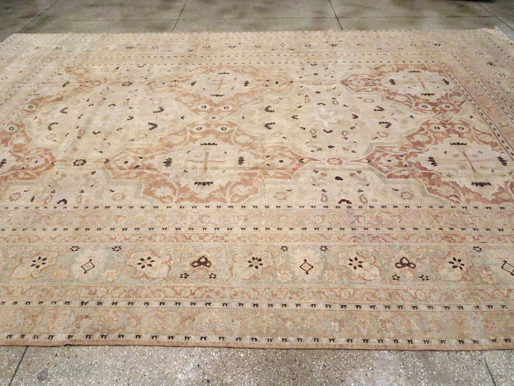 Antique Persian Khorassan Carpet, No.19105 - Galerie Shabab
