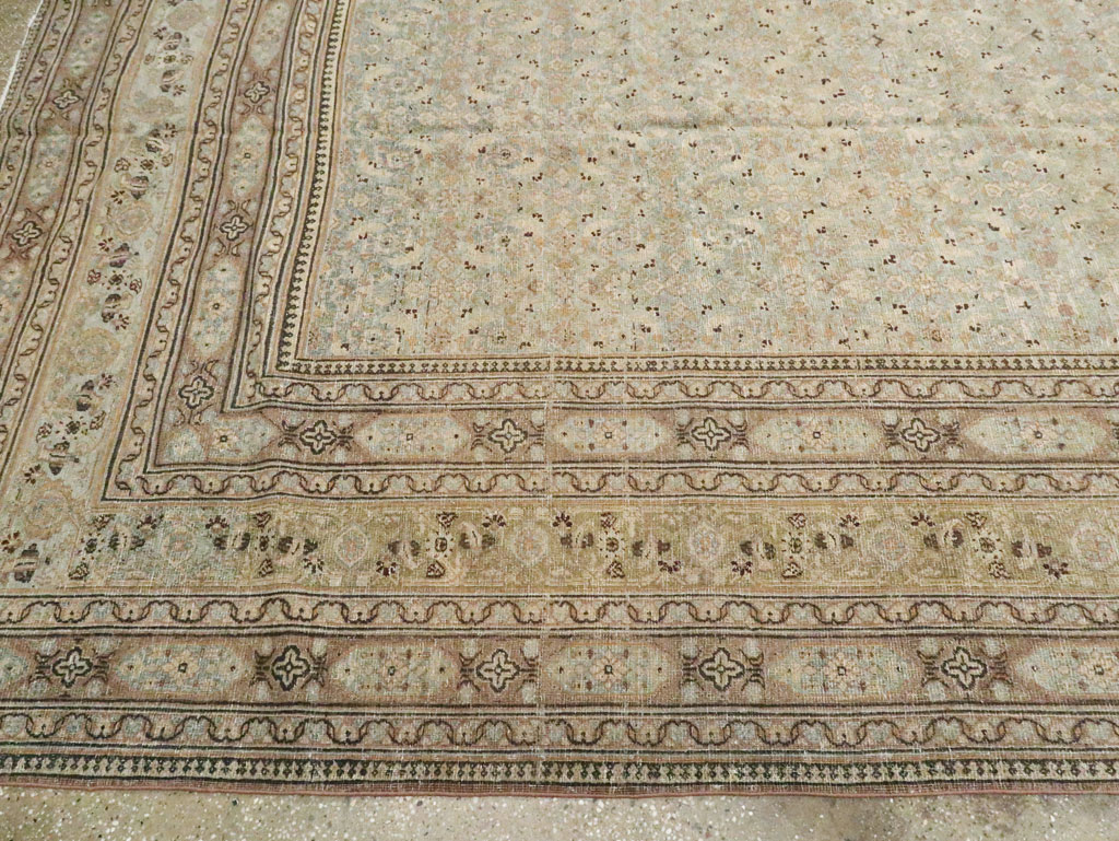 Antique Persian Dorokhsh Carpet, No.19139 - Galerie Shabab