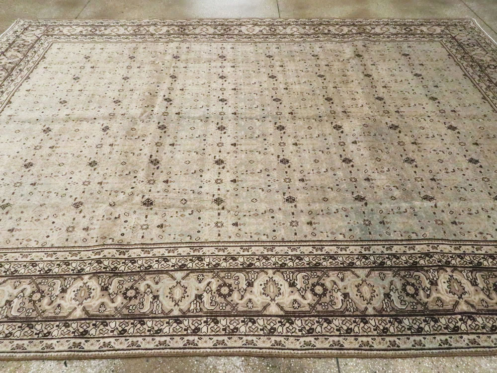 Antique Persian Tabriz Carpet, No.19156 - Galerie Shabab