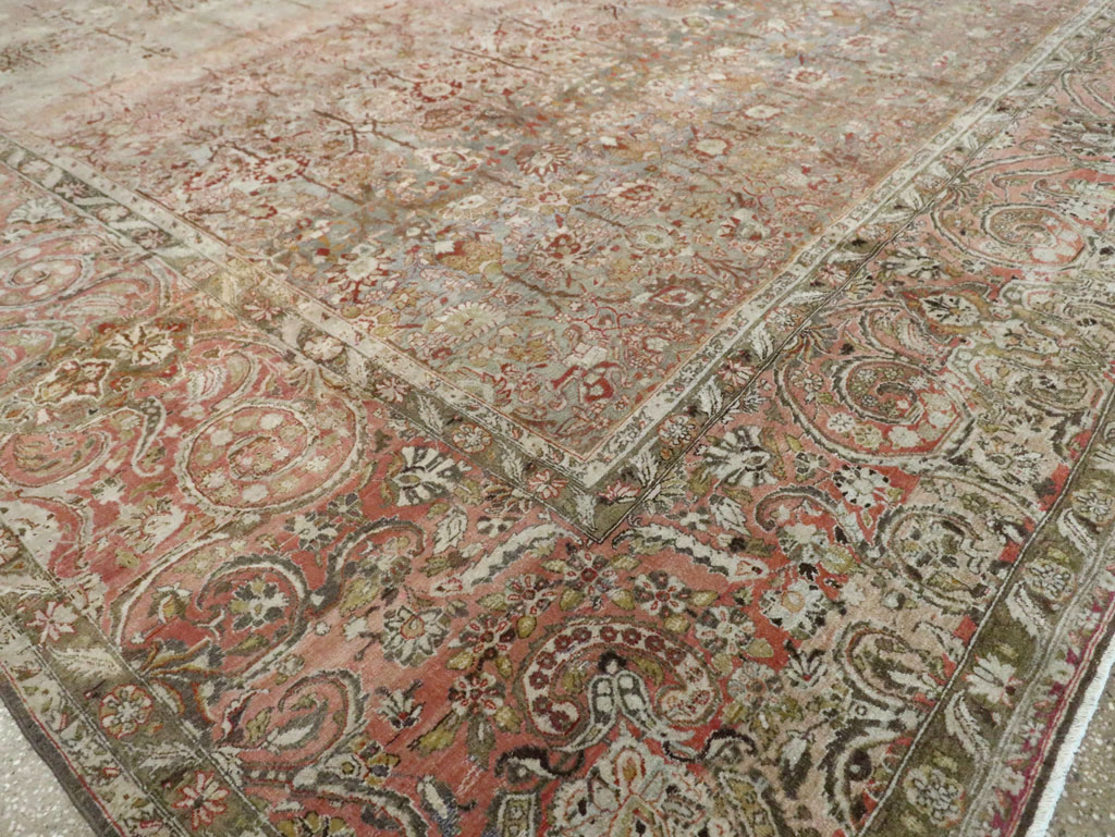 Antique Persian Isfahan Large Room Size Carpet, No.19160 - Galerie Shabab