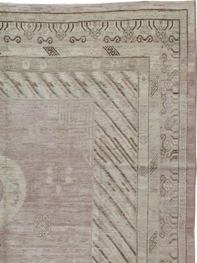 Vintage Khotan Carpet, No.19163 - Galerie Shabab