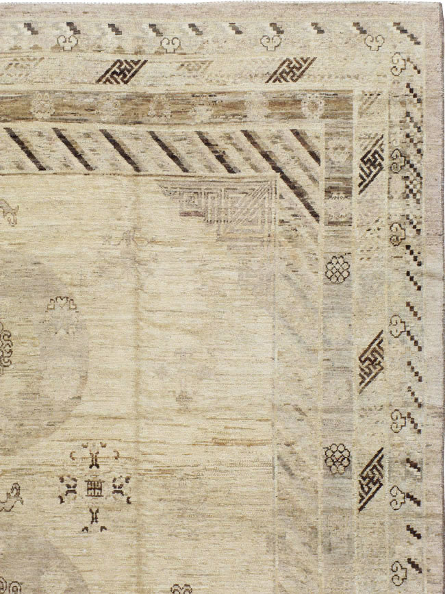 Vintage East Turkestan Khotan Carpet, No.19166 - Galerie Shabab