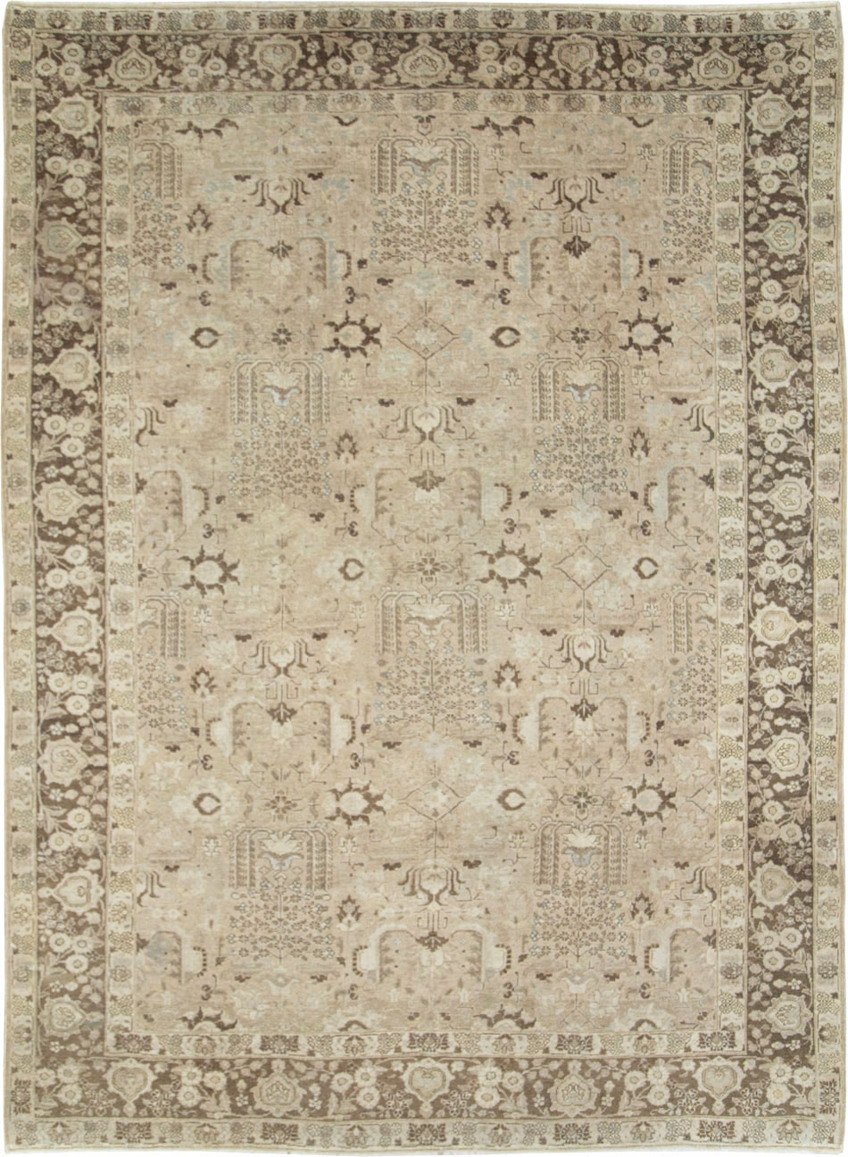 Vintage Persian Tabriz Small Room Size Carpet, No.19171 - Galerie Shabab