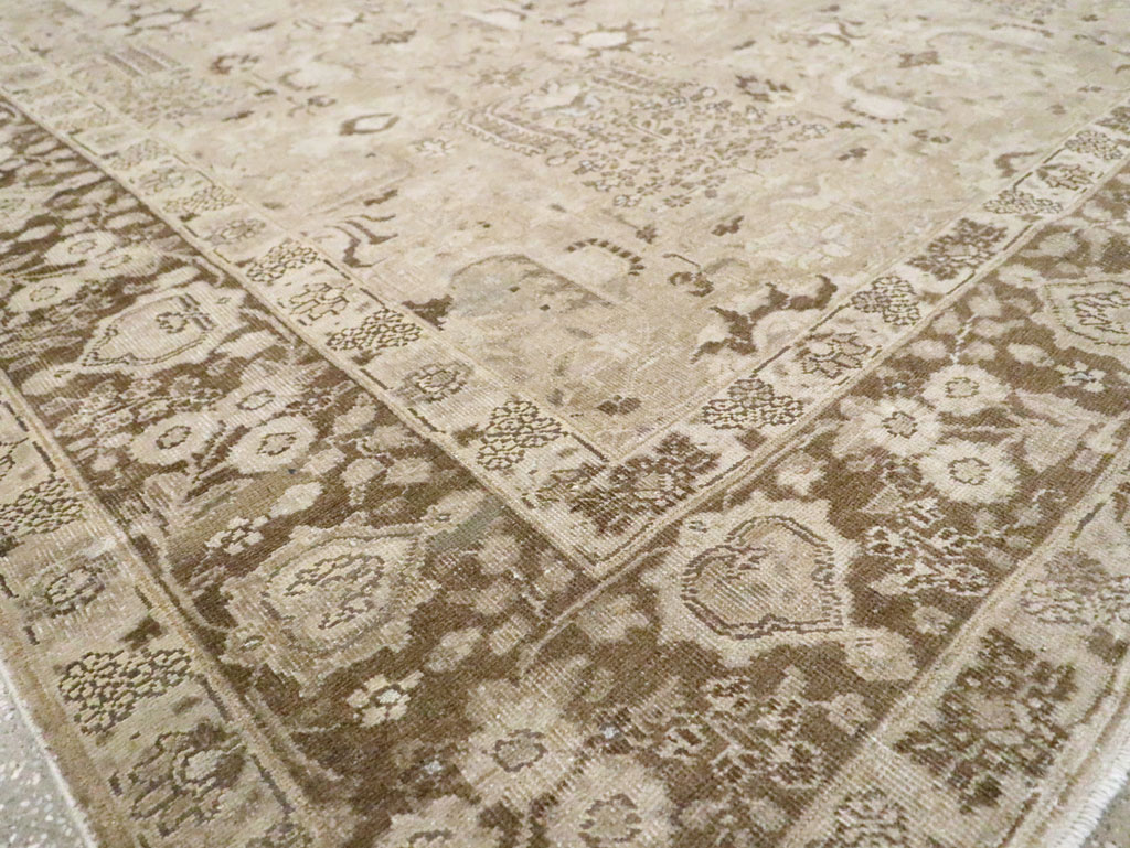 Vintage Persian Tabriz Small Room Size Carpet, No.19171 - Galerie Shabab