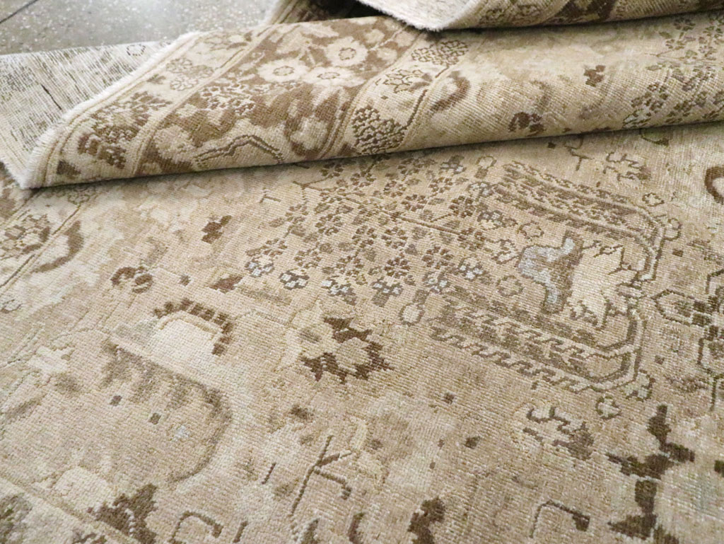 Vintage Persian Tabriz Small Room Size Carpet, No.19171 - Galerie Shabab