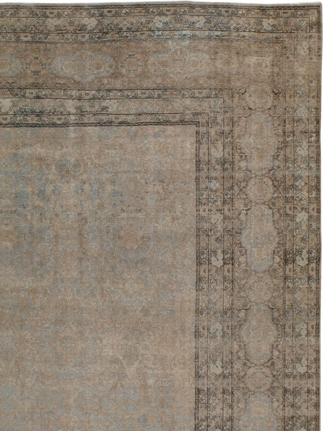 Antique Lavar Kerman Carpet, No.19197 - Galerie Shabab