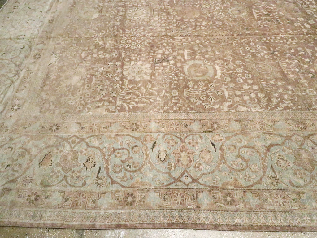 Antique Persian Tabriz Carpet, No.19200 - Galerie Shabab