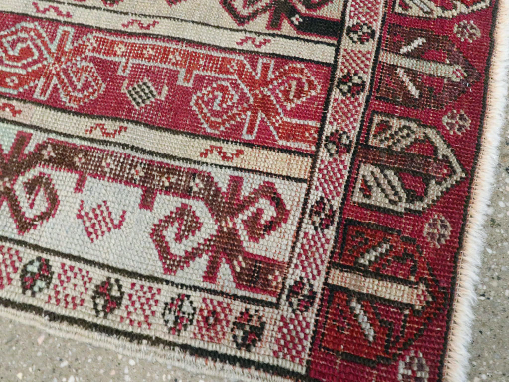 Antique Turkish Ghiordes Rug, No.19201 - Galerie Shabab