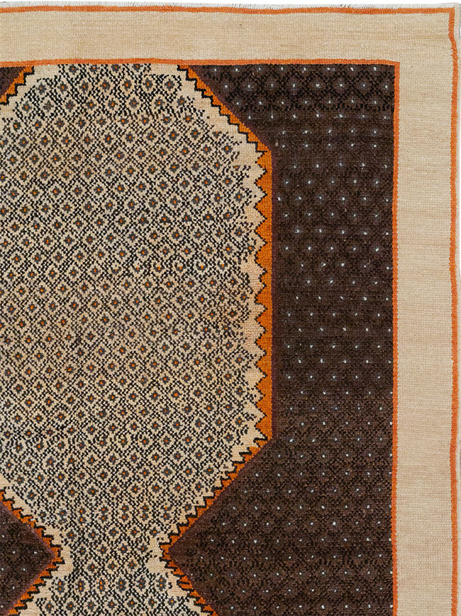 Vintage Turkish Anatolian Room Size Carpet, No.19214 - Galerie Shabab