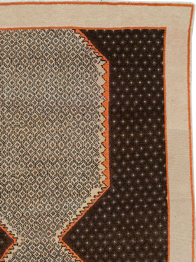 Vintage Turkish Anatolian Room Size Carpet, No.19214 - Galerie Shabab