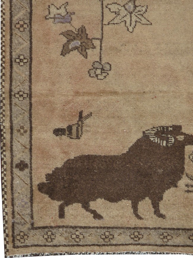 Vintage Turkish Anatolian Pictorial Rug, No.19217 - Galerie Shabab