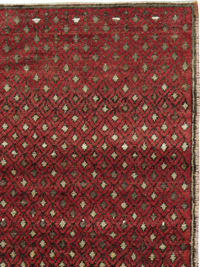Vintage Turkish Anatolian Gallery Carpet, No.19219 - Galerie Shabab