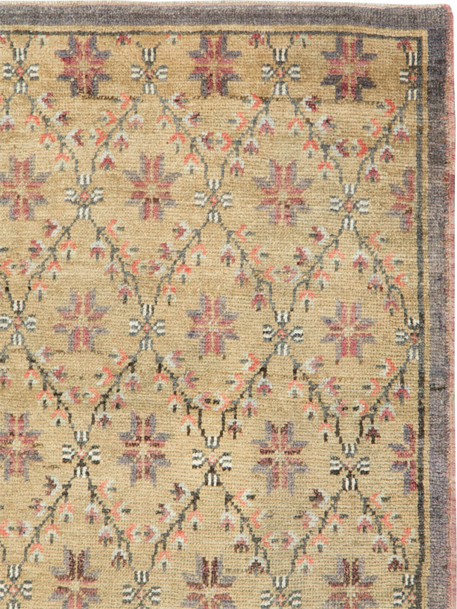 Vintage Turkish Anatolian Rug, No.19222 - Galerie Shabab