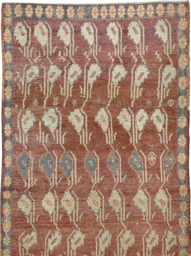 Vintage Turkish Anatolian Small Runner, No.19224 - Galerie Shabab