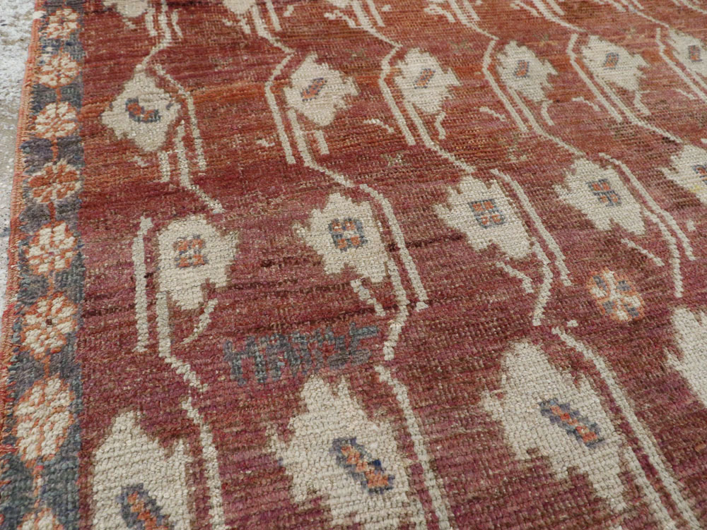 Vintage Turkish Anatolian Small Runner, No.19224 - Galerie Shabab