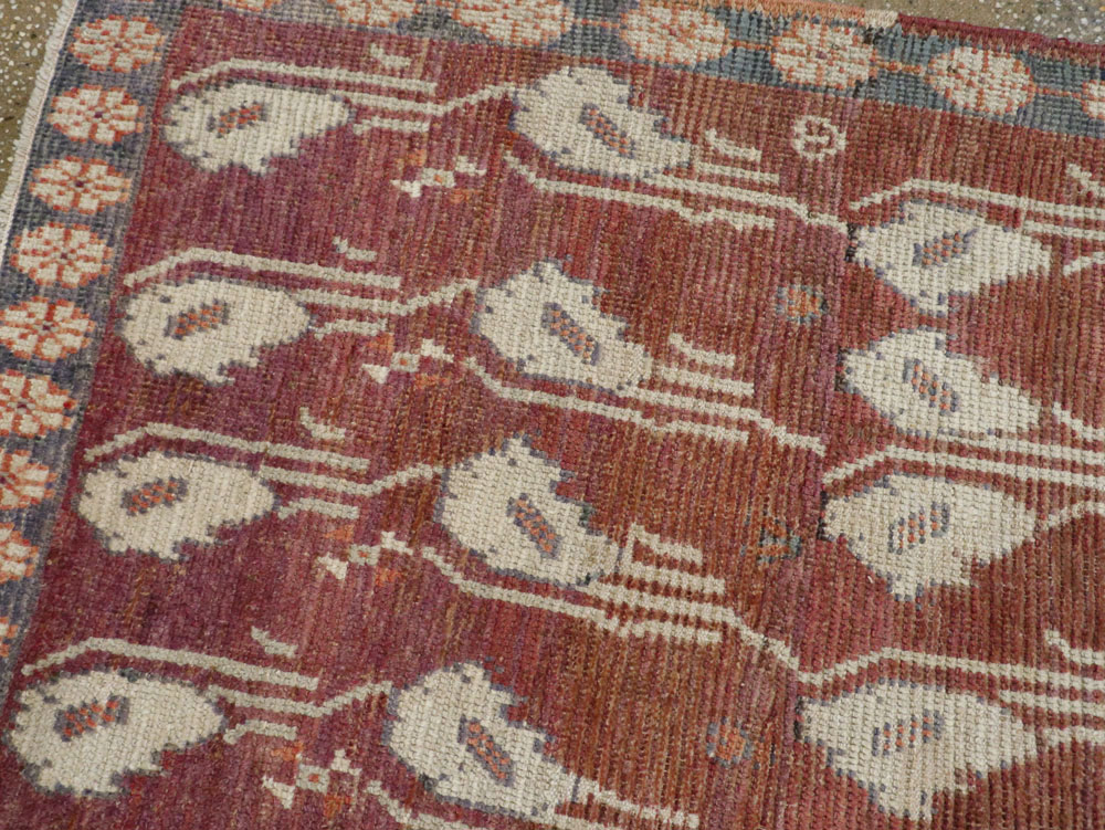 Vintage Turkish Anatolian Small Runner, No.19224 - Galerie Shabab