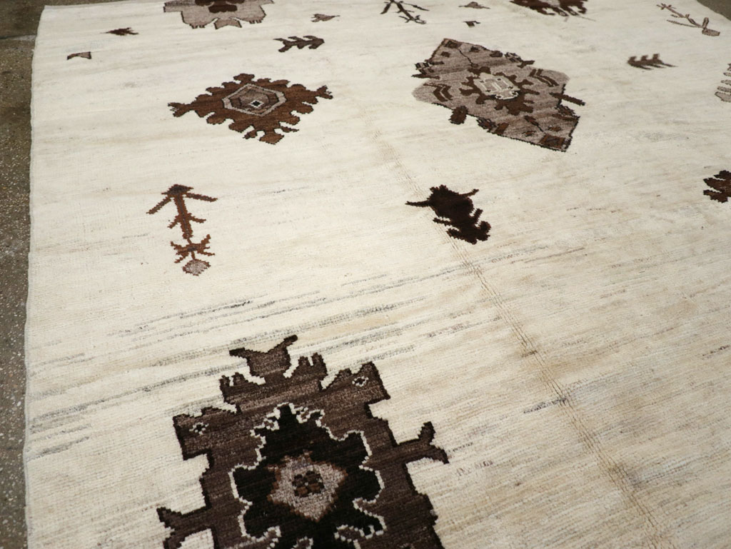 Modern Turkish Anatolian Carpet, No.19226 - Galerie Shabab
