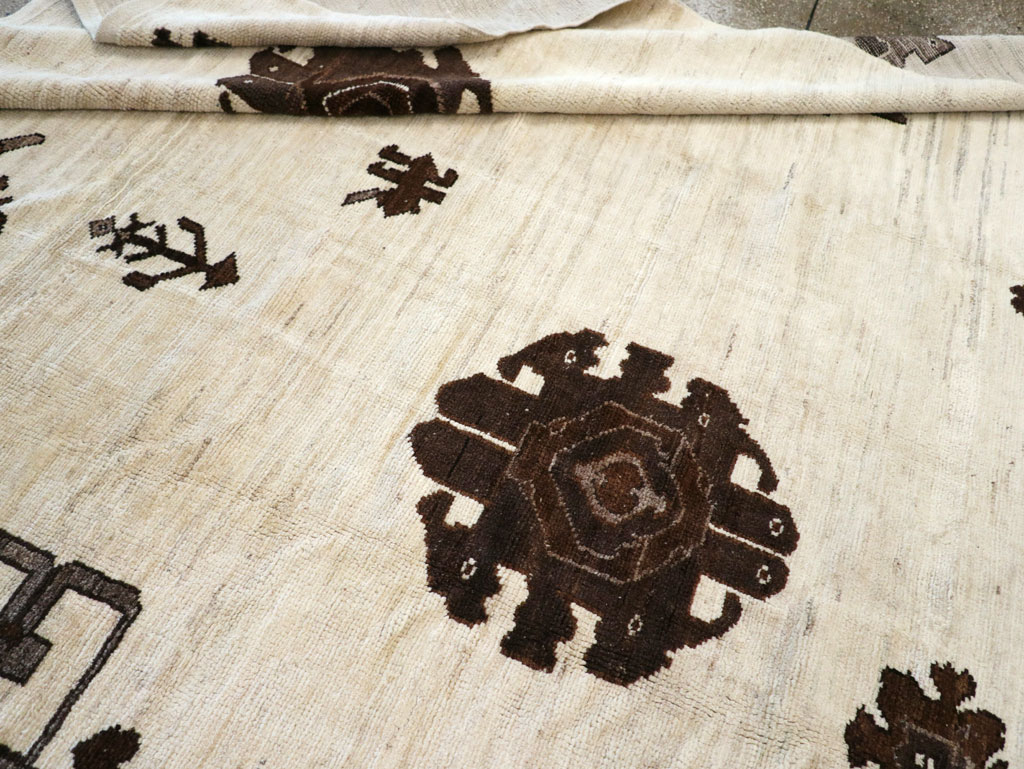 Modern Turkish Anatolian Carpet, No.19226 - Galerie Shabab