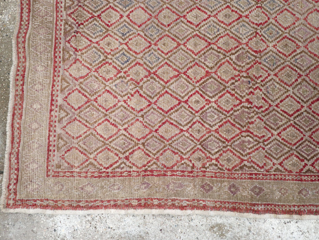Vintage Turkish Anatolian Short Runner, No.19236 - Galerie Shabab