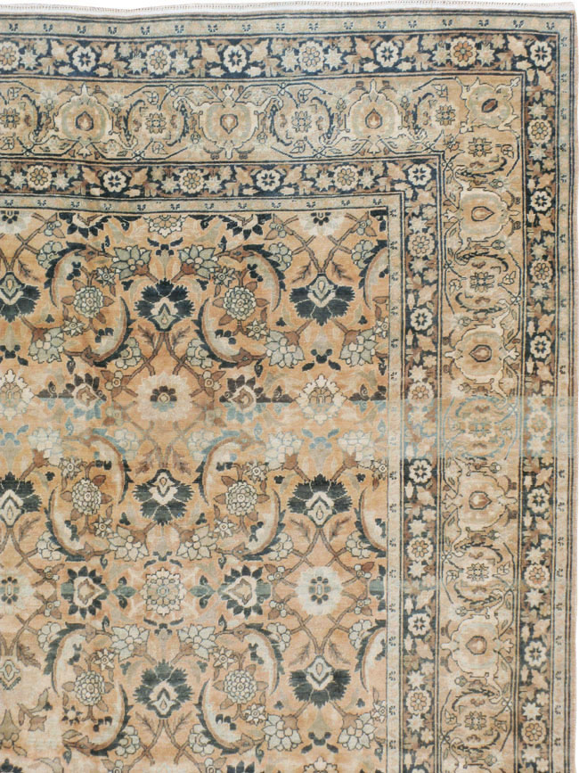 Antique Persian Lavar Kerman Carpet, No.19237 - Galerie Shabab