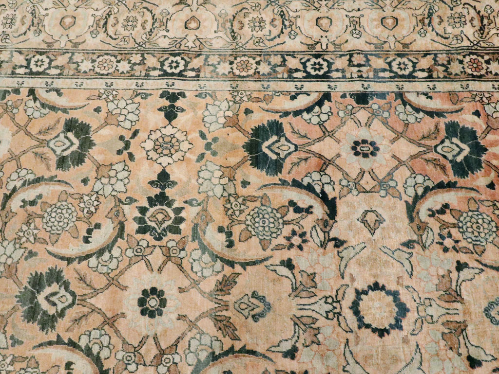 Antique Persian Lavar Kerman Carpet, No.19237 - Galerie Shabab