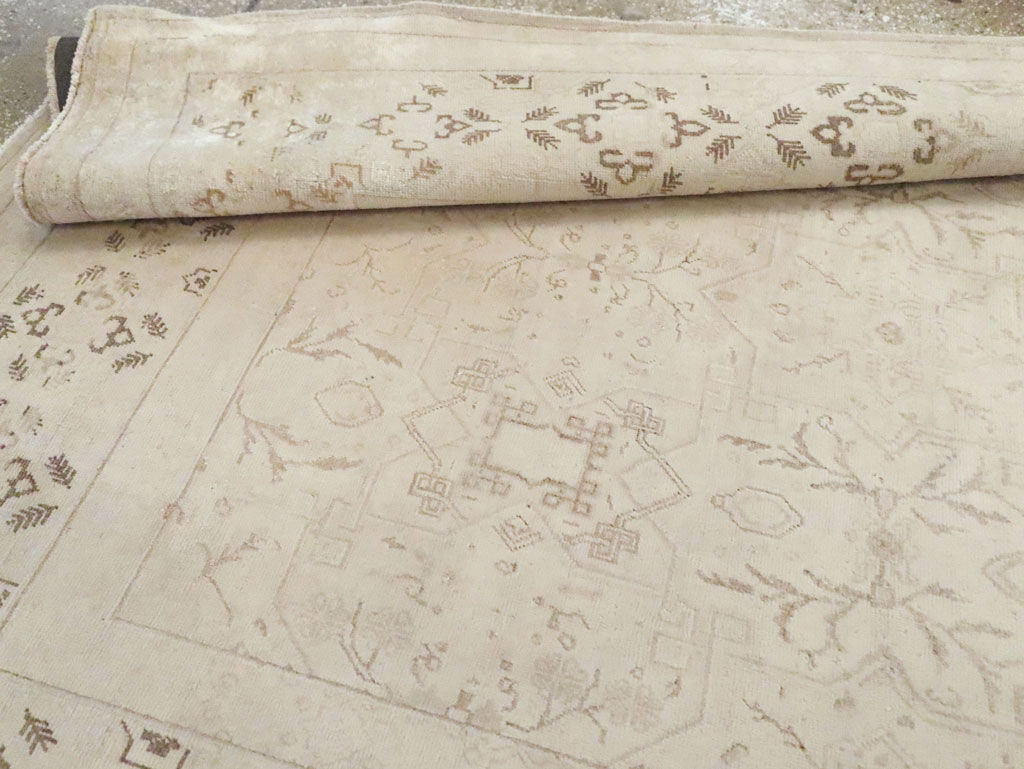 Vintage Persian Tabriz Wide Runner, No.19239 - Galerie Shabab