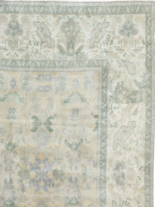 Antique Persian Tabriz Carpet, No.19245 - Galerie Shabab