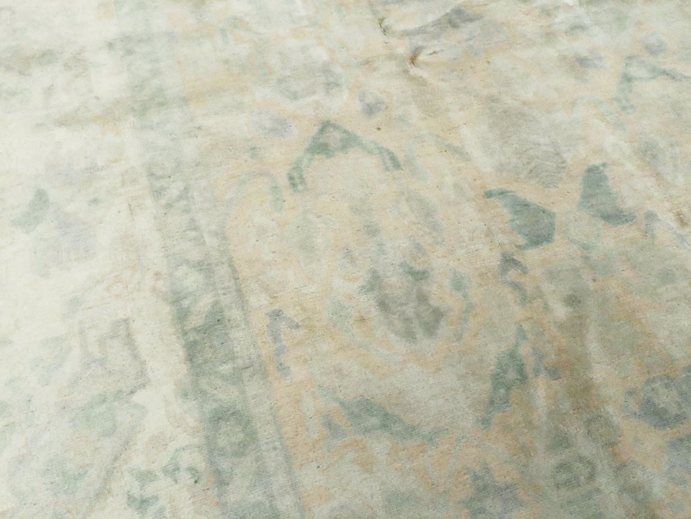 Antique Persian Tabriz Carpet, No.19245 - Galerie Shabab