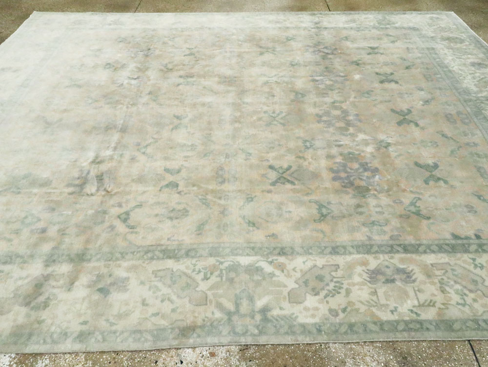 Antique Persian Tabriz Carpet, No.19245 - Galerie Shabab