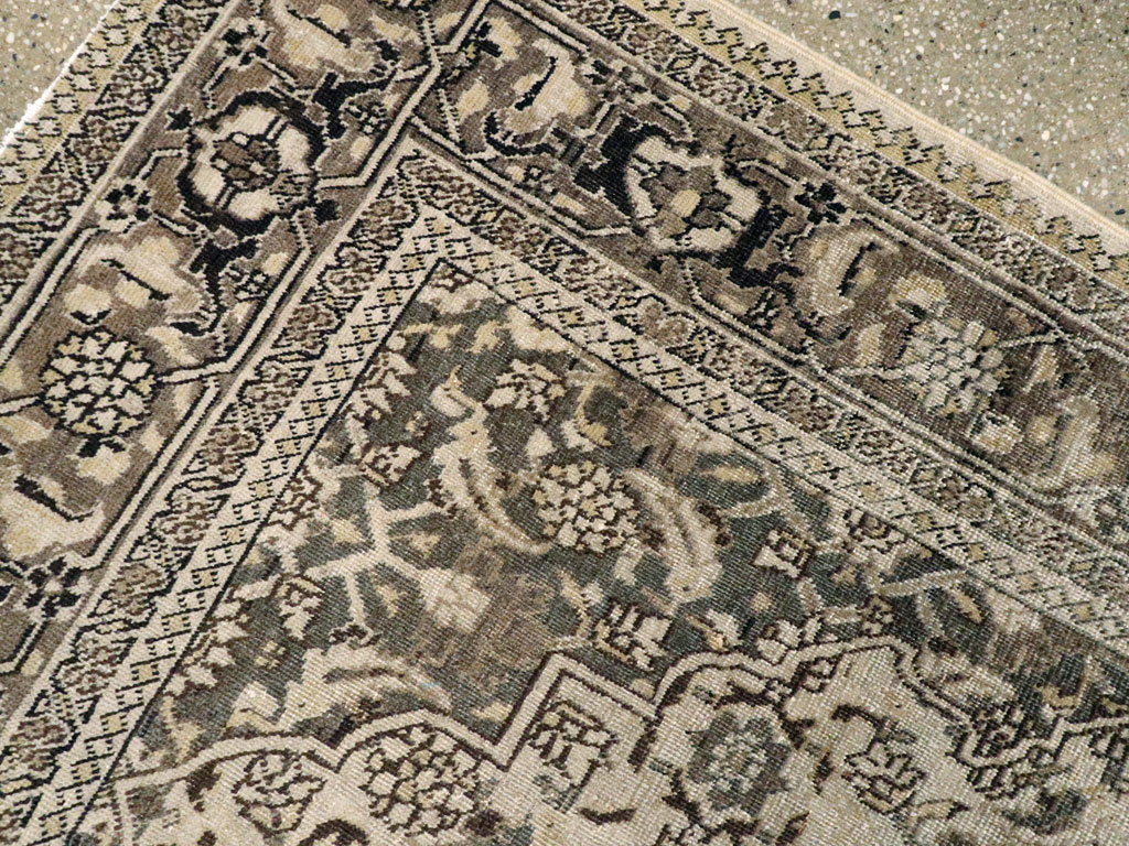 Antique Persian Tabriz Rug, No.19278 - Galerie Shabab