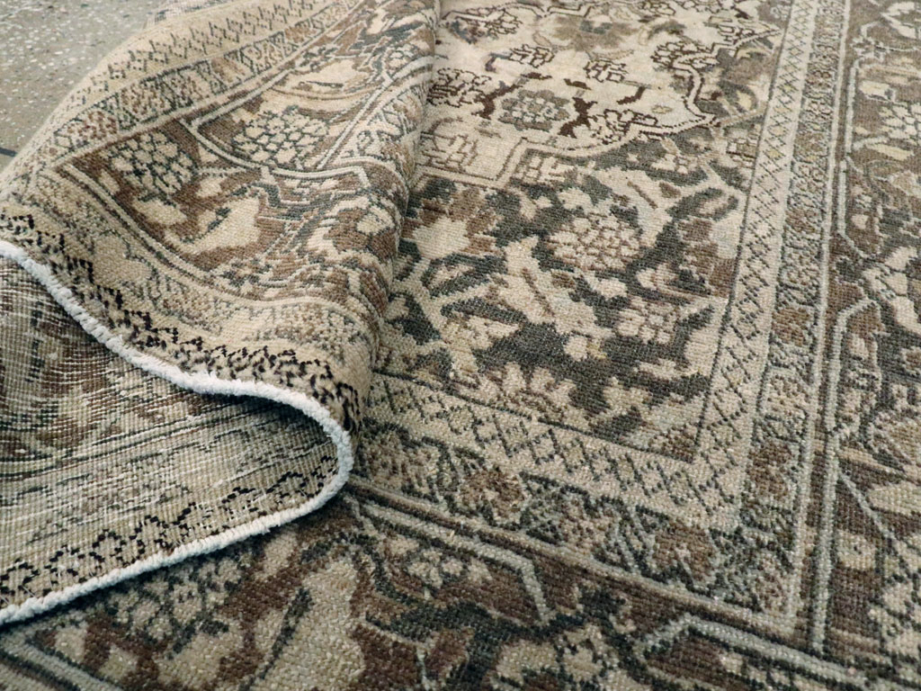 Antique Persian Tabriz Rug, No.19278 - Galerie Shabab