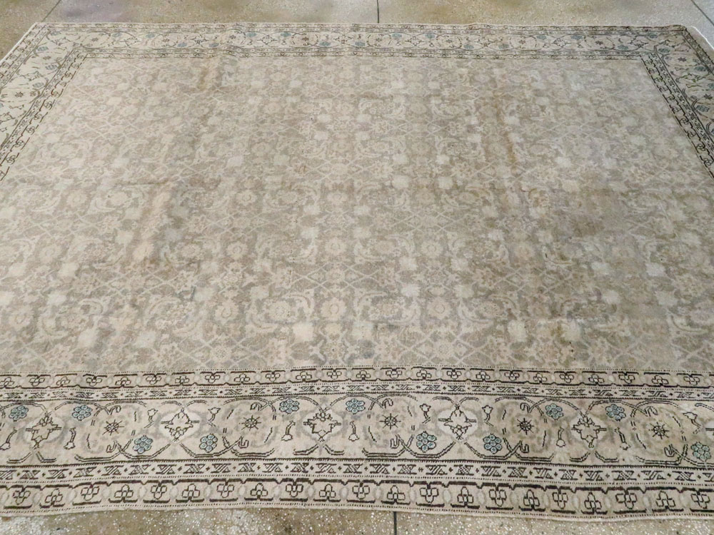 Antique Persian Tabriz Carpet, No.19283 - Galerie Shabab