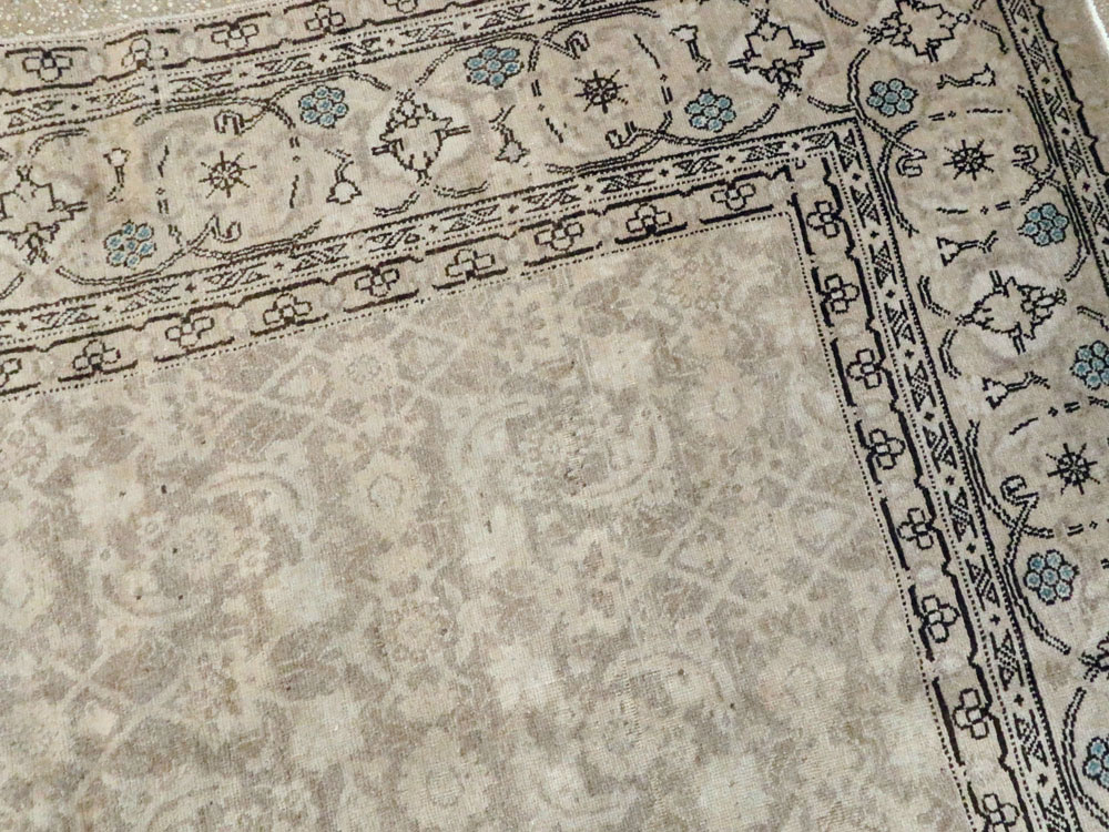 Antique Persian Tabriz Carpet, No.19283 - Galerie Shabab