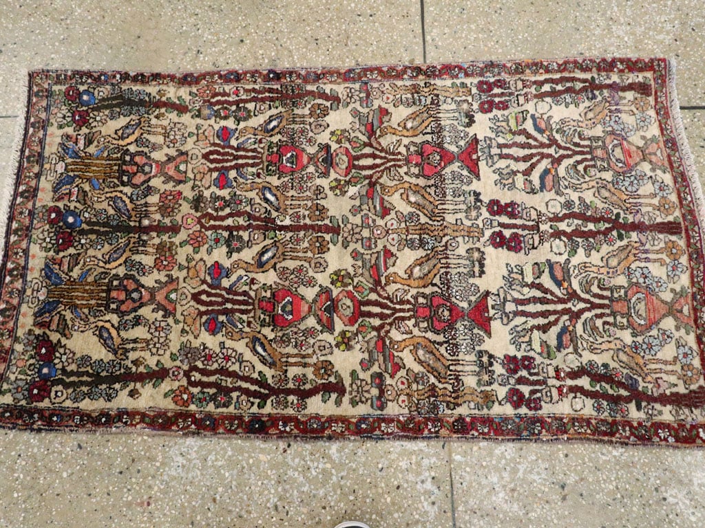 Vintage Persian Malayer Pictorial Rug, No.19284 - Galerie Shabab