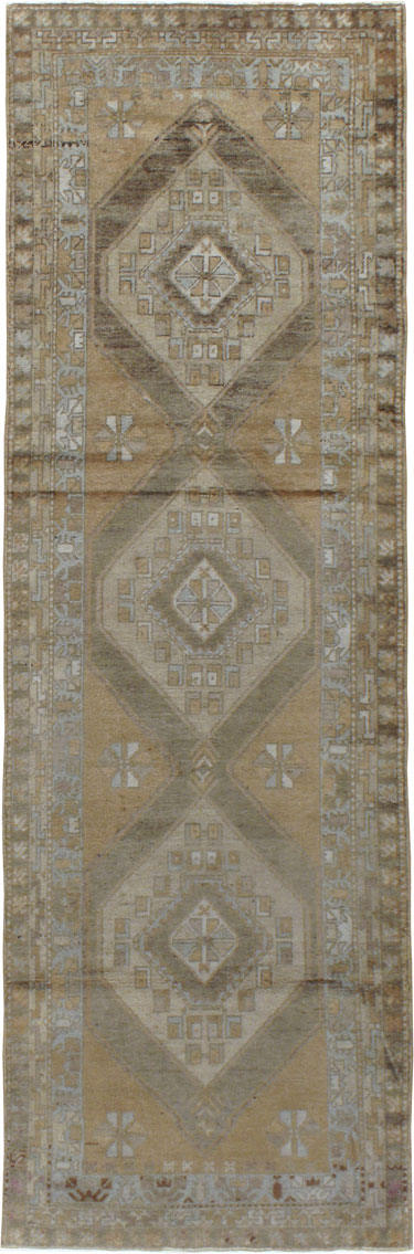 Antique Turkish Oushak Runner, No.19293 - Galerie Shabab
