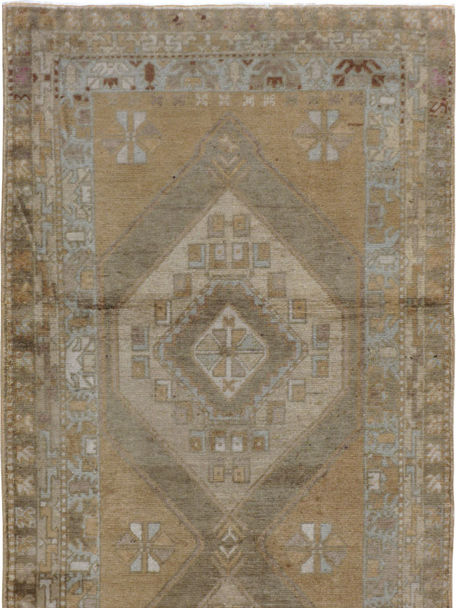 Antique Turkish Oushak Runner, No.19293 - Galerie Shabab