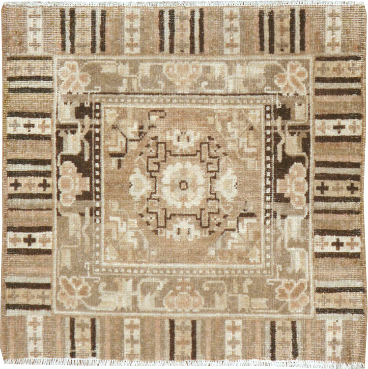 Antique East Turkestan Khotan Rug, No.19294 - Galerie Shabab
