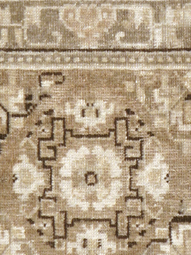 Antique East Turkestan Khotan Rug, No.19294 - Galerie Shabab