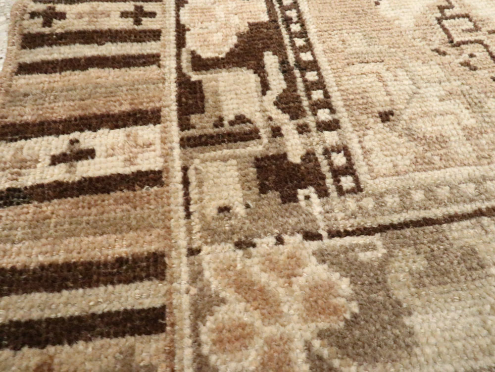 Antique East Turkestan Khotan Rug, No.19294 - Galerie Shabab