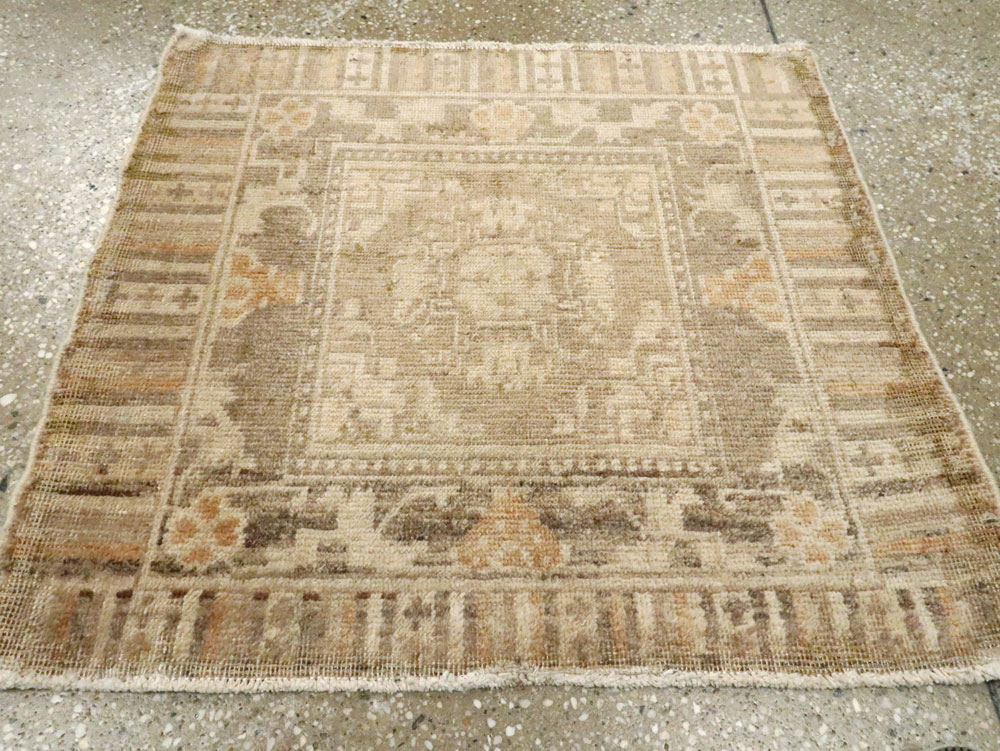 Antique East Turkestan Khotan Rug, No.19295 - Galerie Shabab