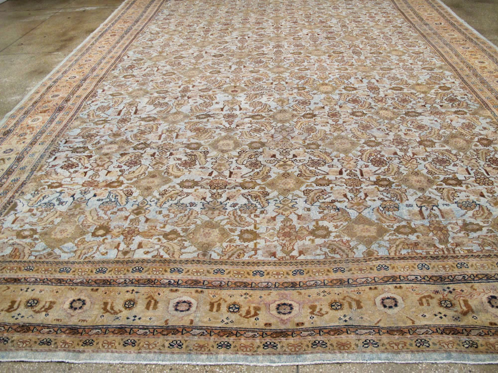 Antique Persian Mahal Carpet, No.19297 - Galerie Shabab
