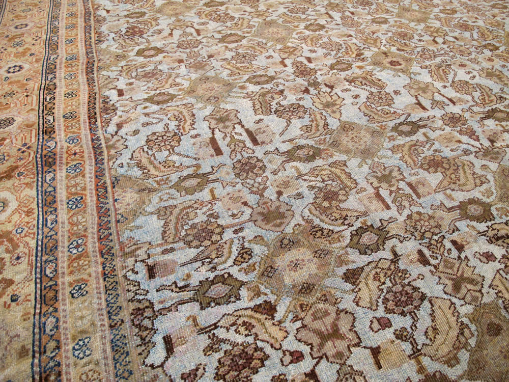 Antique Persian Mahal Carpet, No.19297 - Galerie Shabab