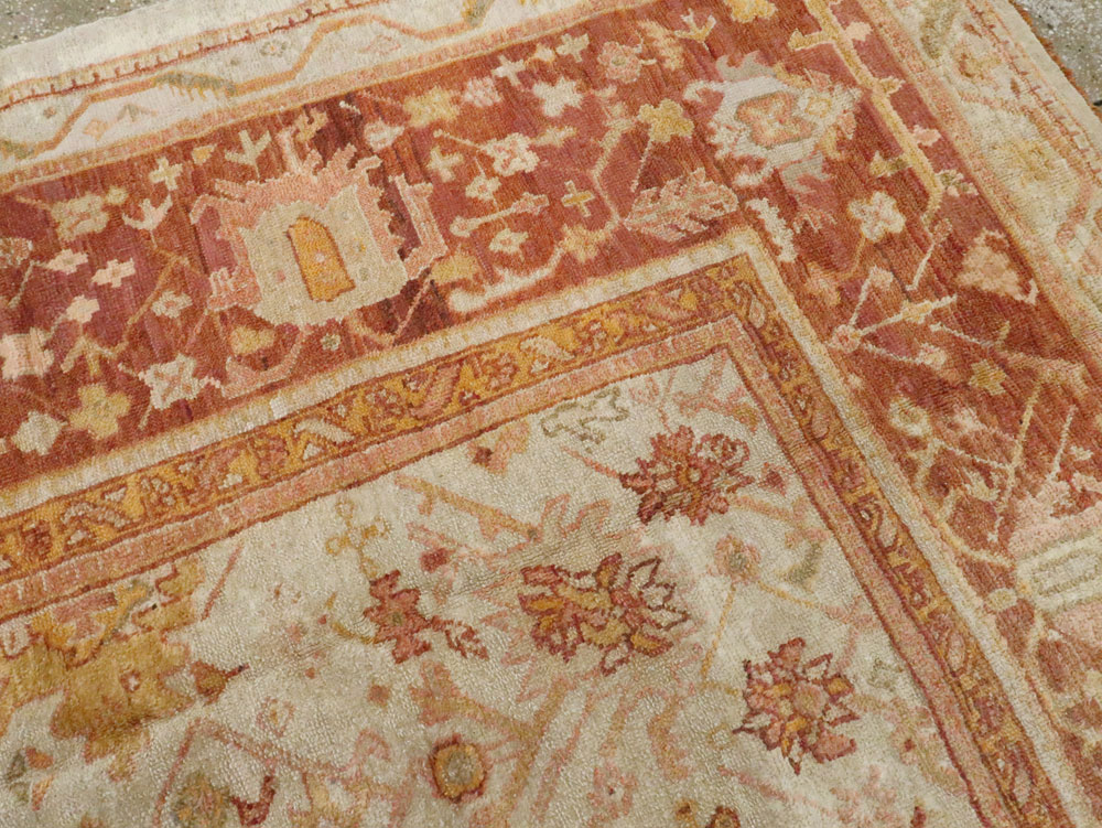 Antique Turkish Oushak Carpet, No.19942 - Galerie Shabab